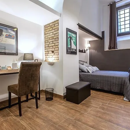 Del Falco Boutique San Pietro Rom